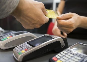 Ağustosta kartlı ödemeler yüzde 125 arttı