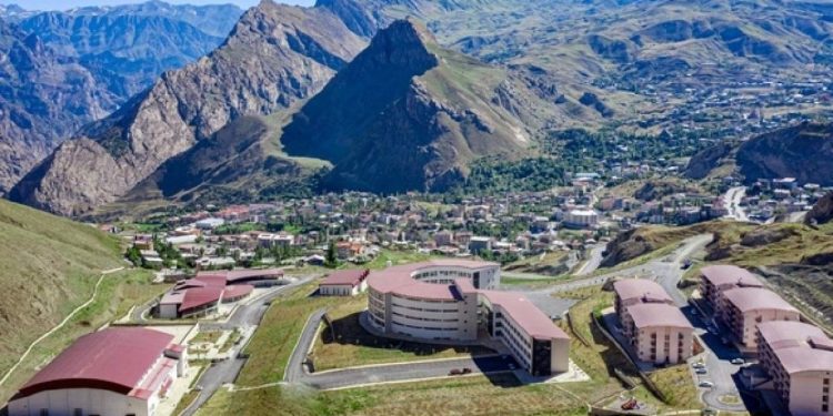 En çok gidilen üniversitelerde birinci sıraya yerleşti: O okula herkes şaşırdı