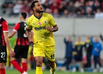 İçeride Dışarıda Yan Bakılmıyor! Fenerbahçe’den Üst Üste 15. Galibiyet